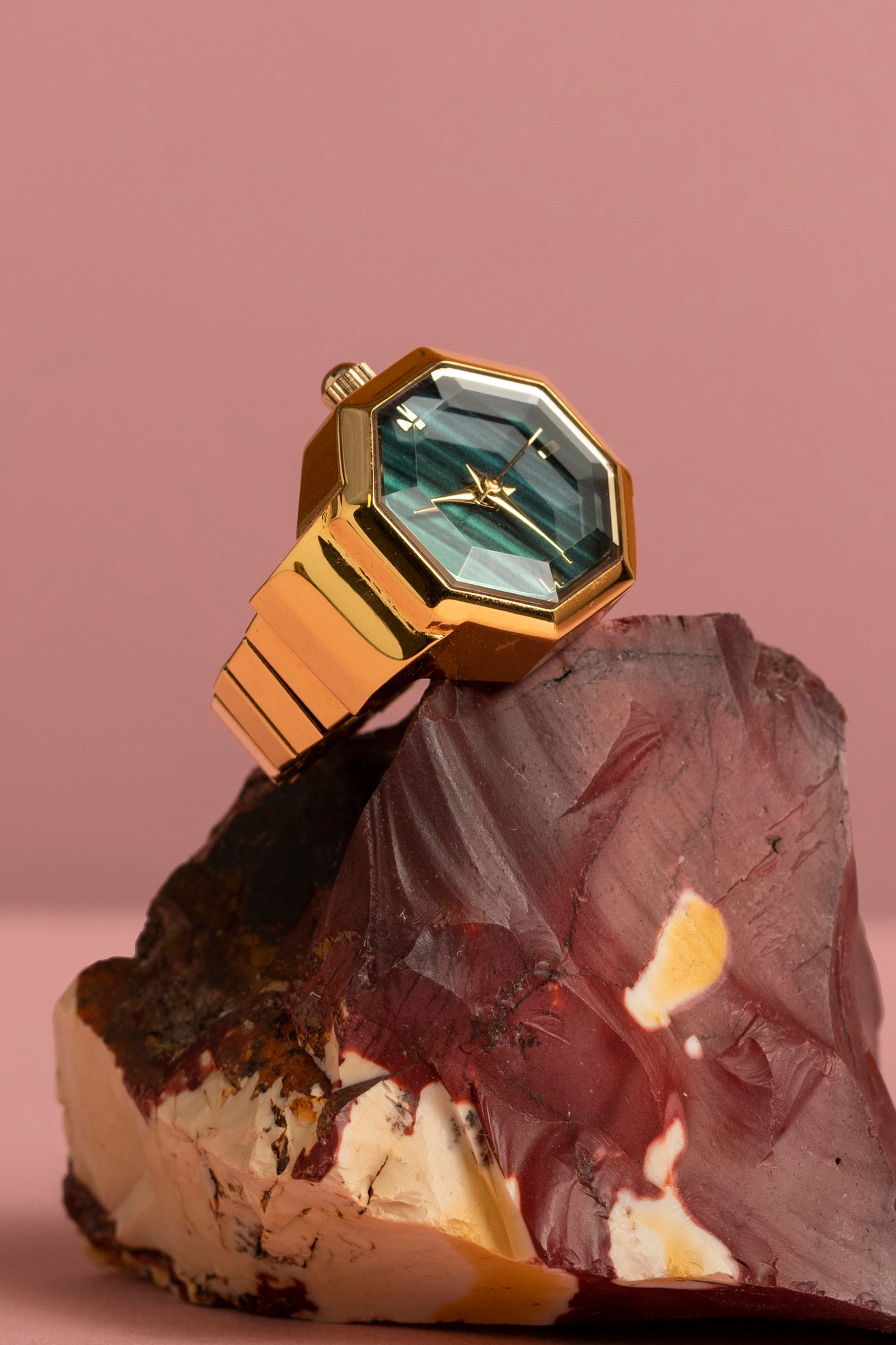 Malachite Carisma Ring Watch