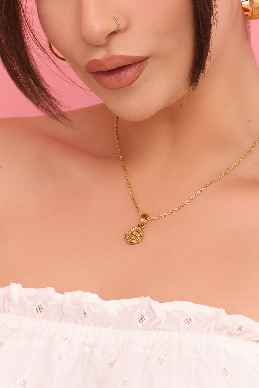 "I" Tberfil Letter Pendant with Petite Adjustable Chain Necklace