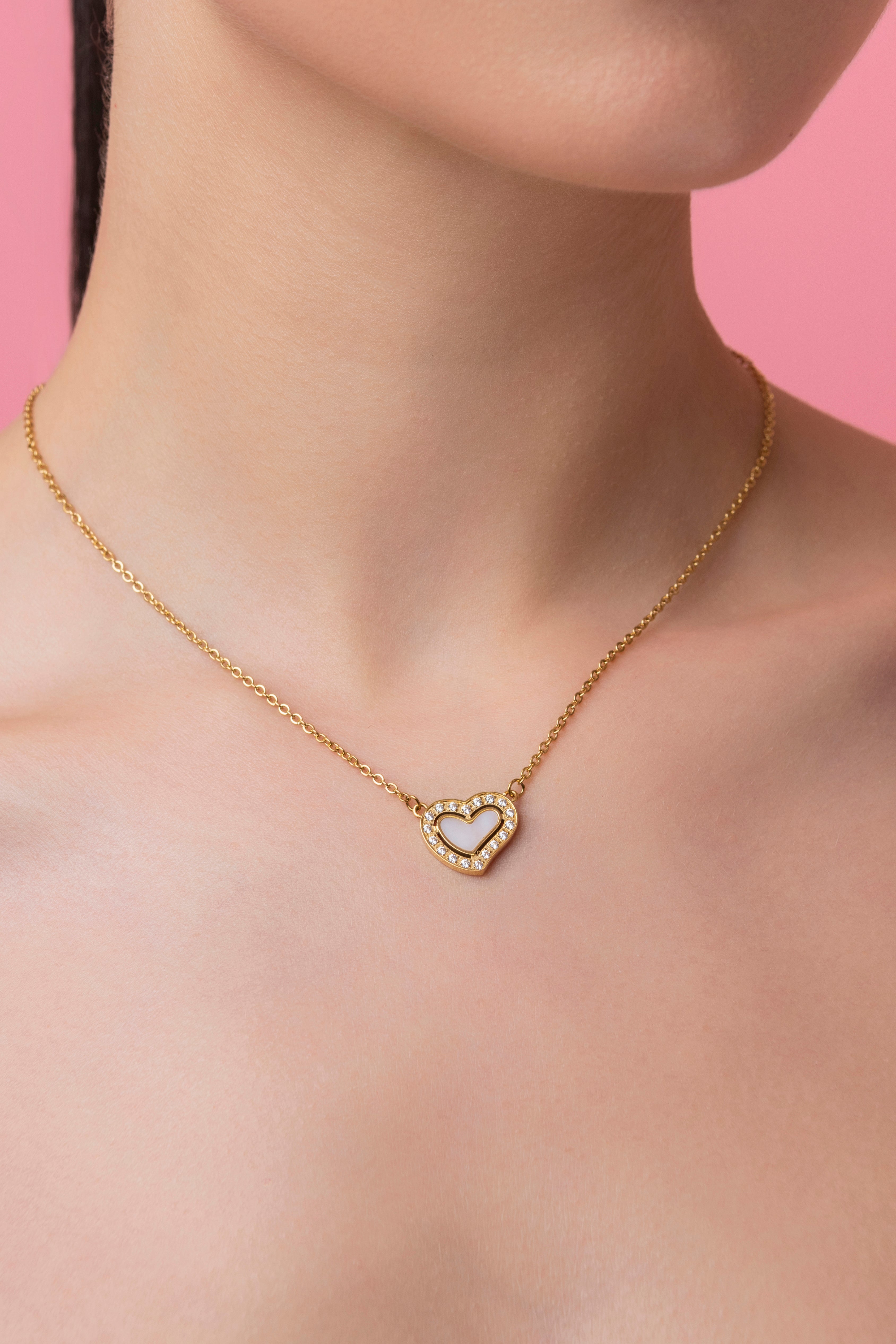 Cuore Necklace &amp; Stud Earring Gift Set