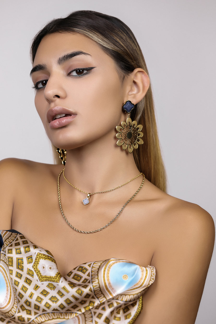 Deep Blue Stone Maltese Lace Earring Set
