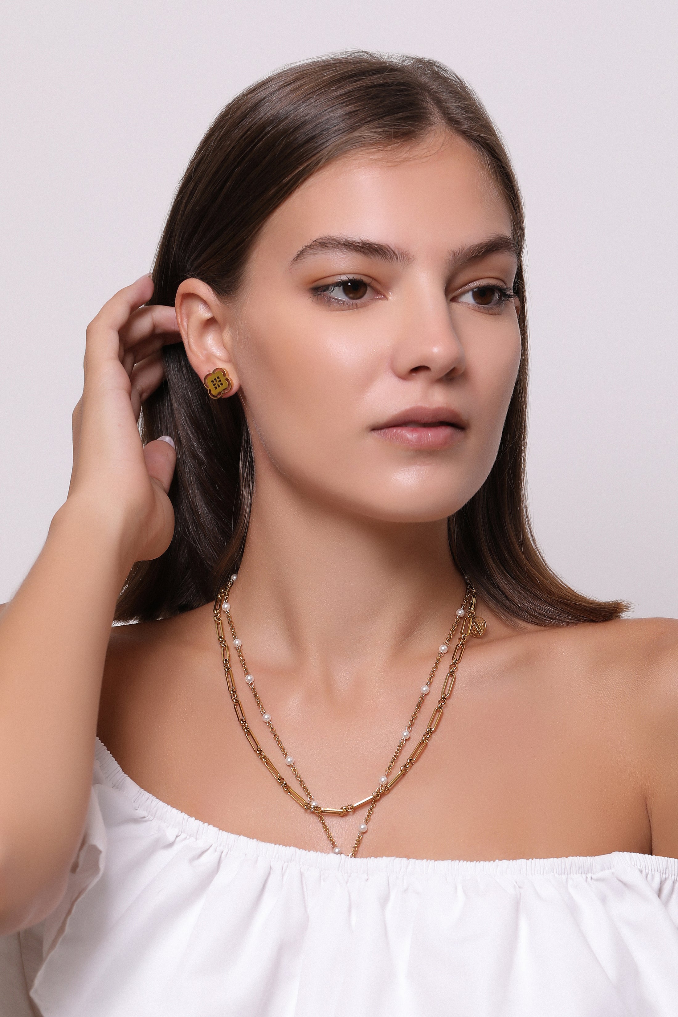 Carisma Maltese Cross Stud Earring Set
