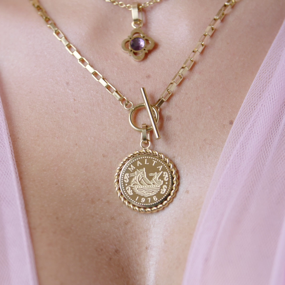 Xini Rope Coin Pendant